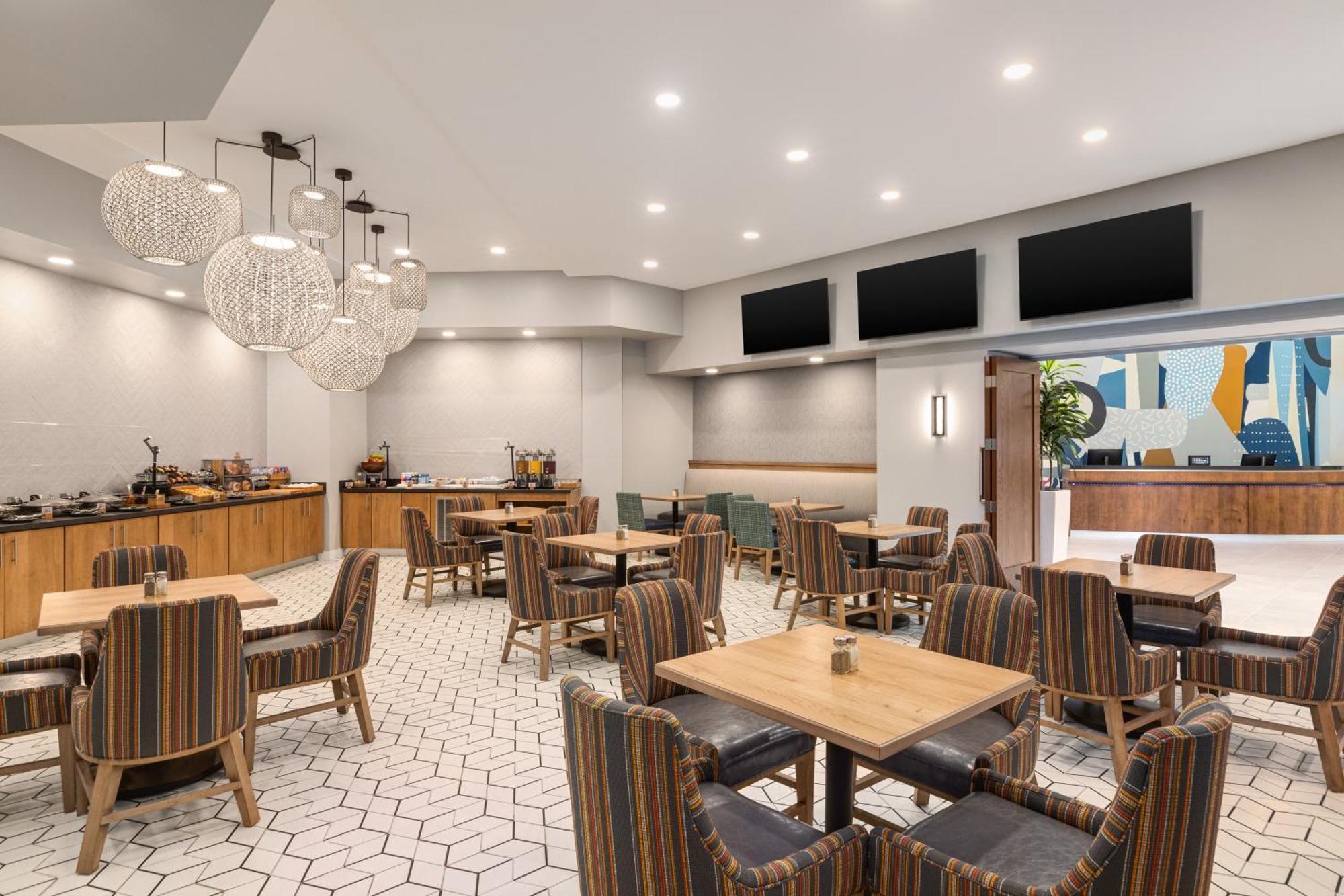 Doubletree By Hilton Fort Myers At Bell Tower Shops Экстерьер фото